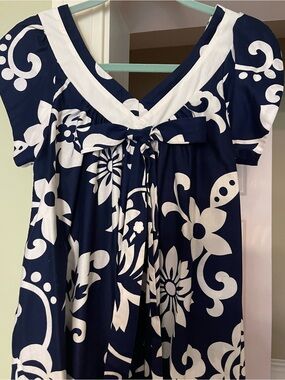 HAWAII MADE VINTAGE Navy & White Floral Midi Dress Neck Bow by TIA